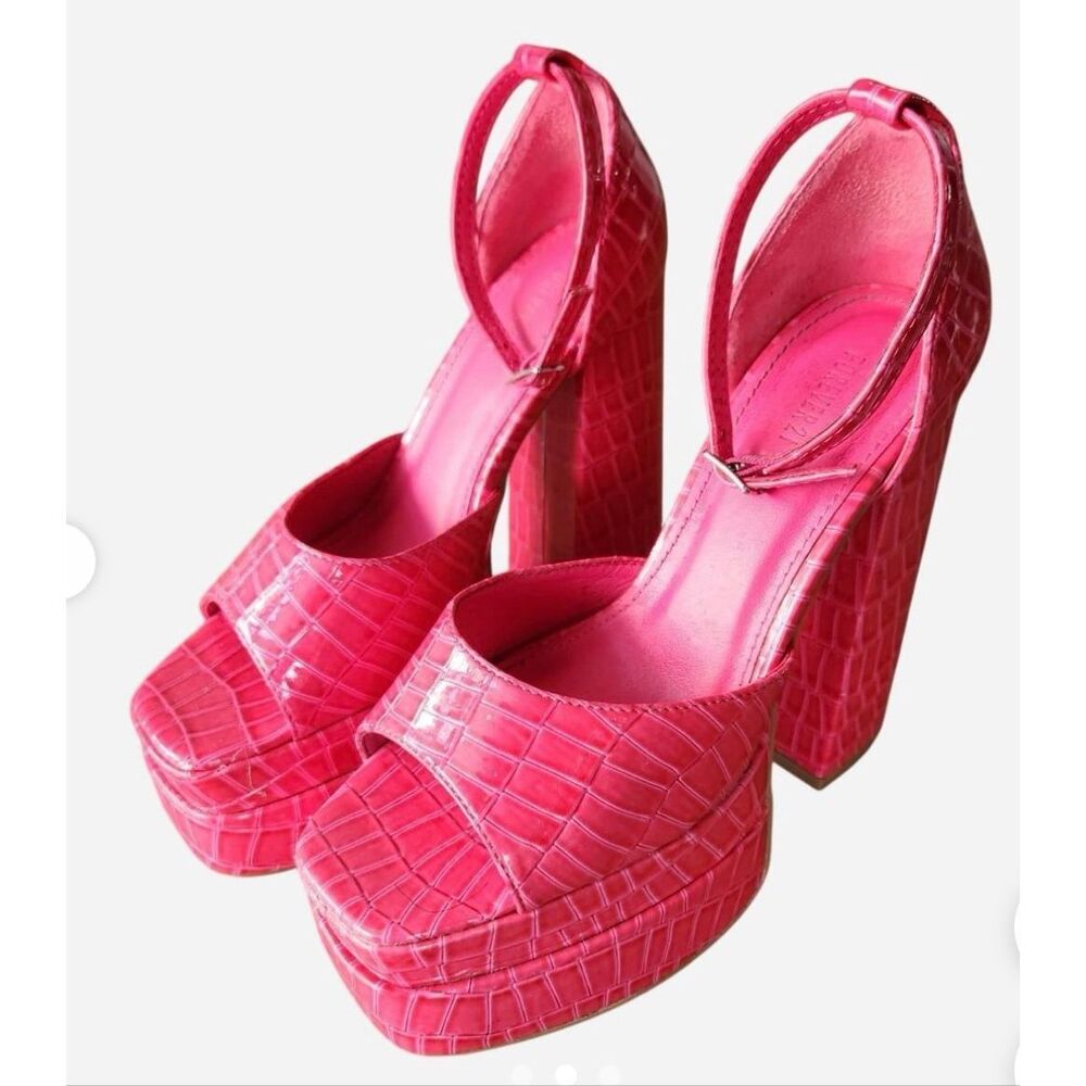 NWT! Forever 21 hot pink pumps - Picture 2 of 7